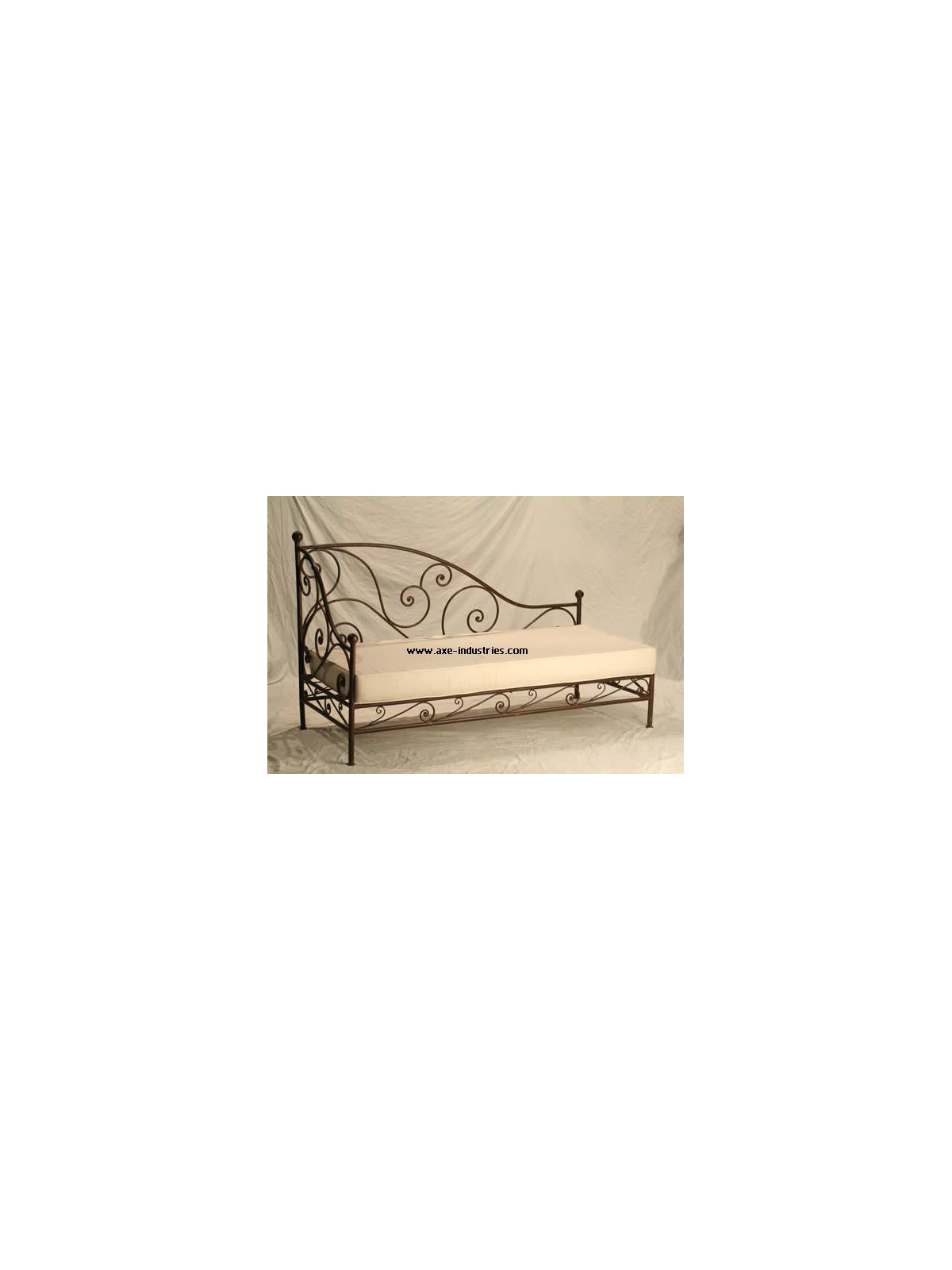 Méridienne Rose des vents en fer forgé 1.60m x 0.60m assise comprise