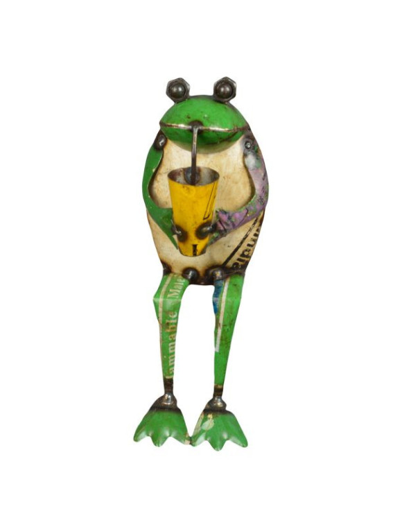 Grenouille  avec tasse